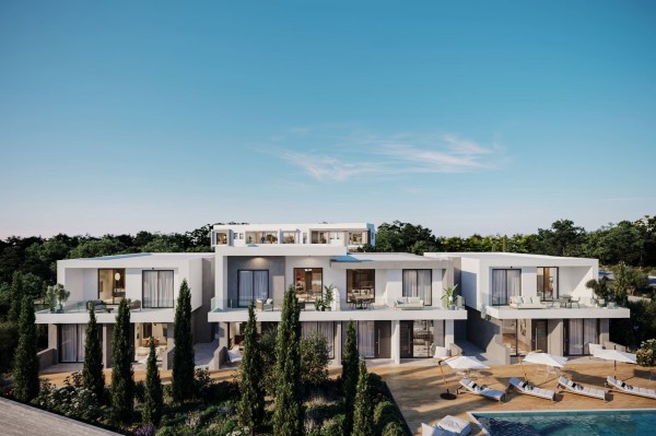 Contemporary Coastal Living in Chloraka
